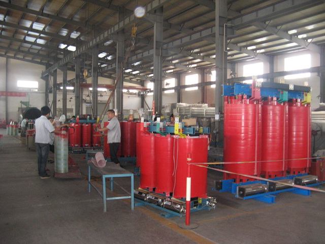 新疆SCB18-2000KVA/10KV/0.4KV干式变压器